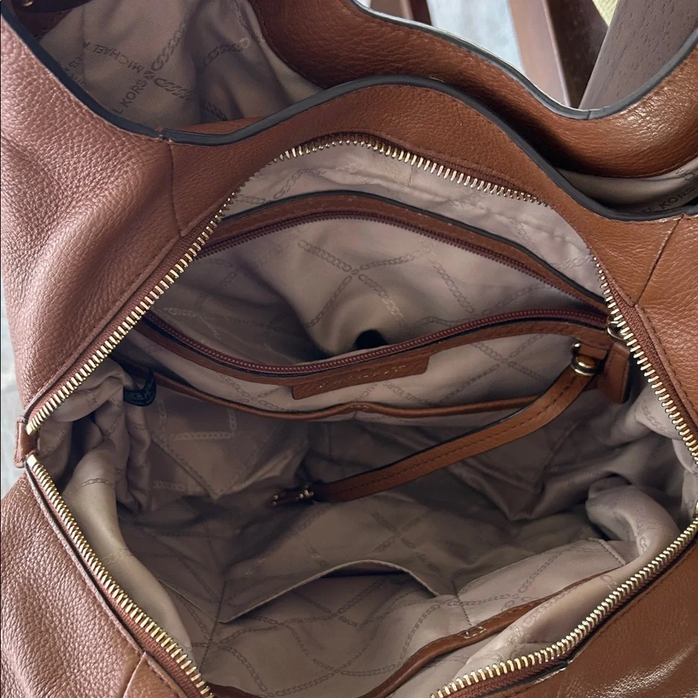 Michael Kors soft pebbled